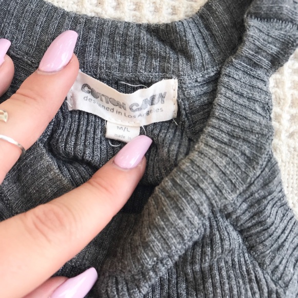 Cotton candy grey knit crop top - Picture 3 of 3